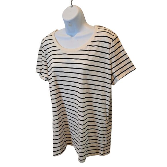 Mossimo Black/White XXL Top NWT - Picture 2 of 11